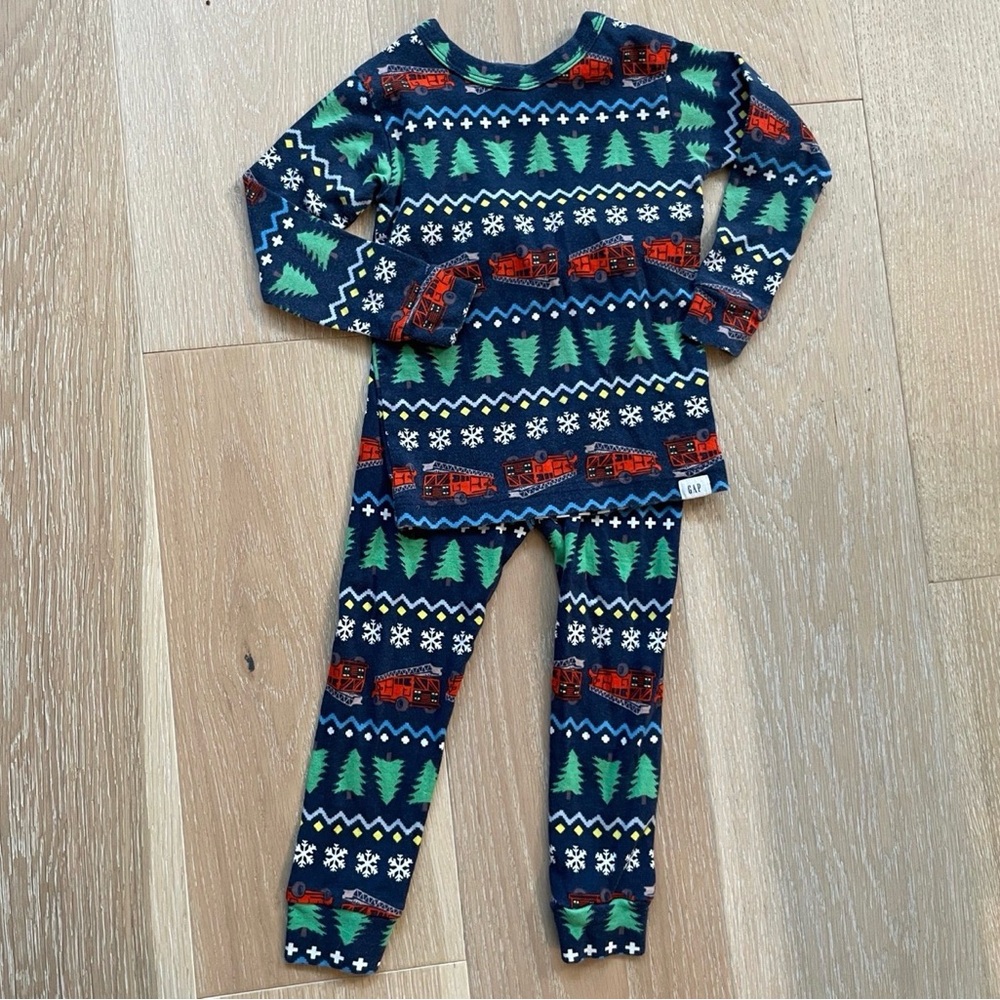 GAP Kids Christmas Train Pajama Set
